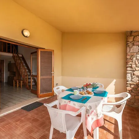 Bilo Ruinas 1 Apartman *